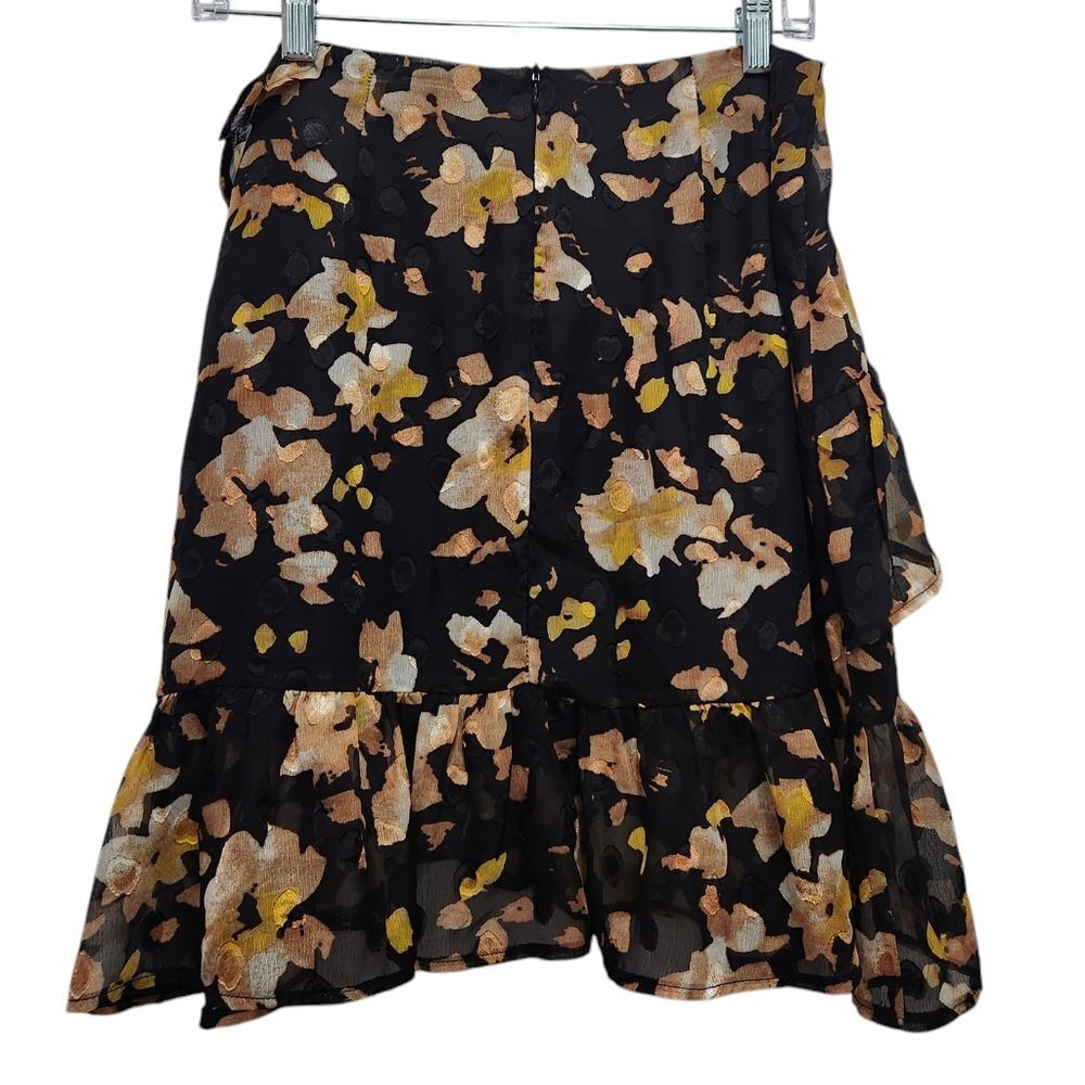 Lulus Black Floral Mini Skirt Size M Ruffled Tiered Zipper Closure Preppy